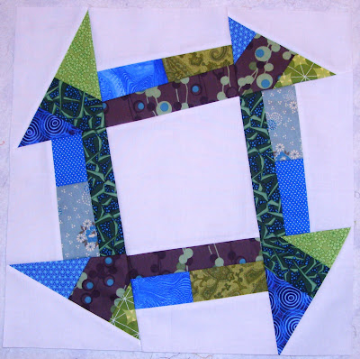 Sew Modern Bee Blocks for Me