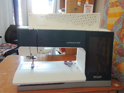 PFAFF performance icon sewing machine