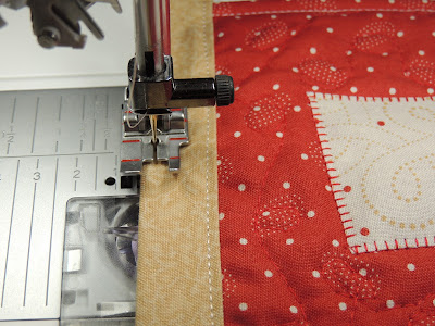 stocking banner binding string QUILTsocial project